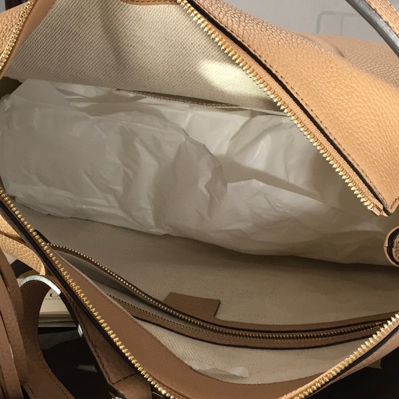 Gucci Women's Camelia Beige GG Soho Handbag 536194 - Picture 5 of 6